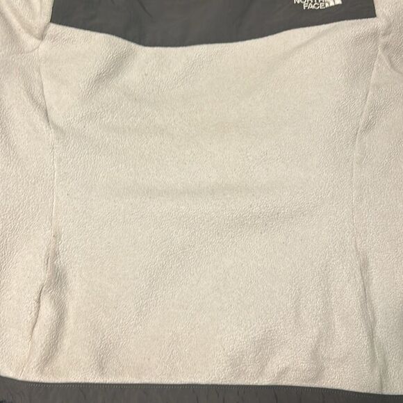 The North Face Fleece zip up Jacket - Picture 9 of 9